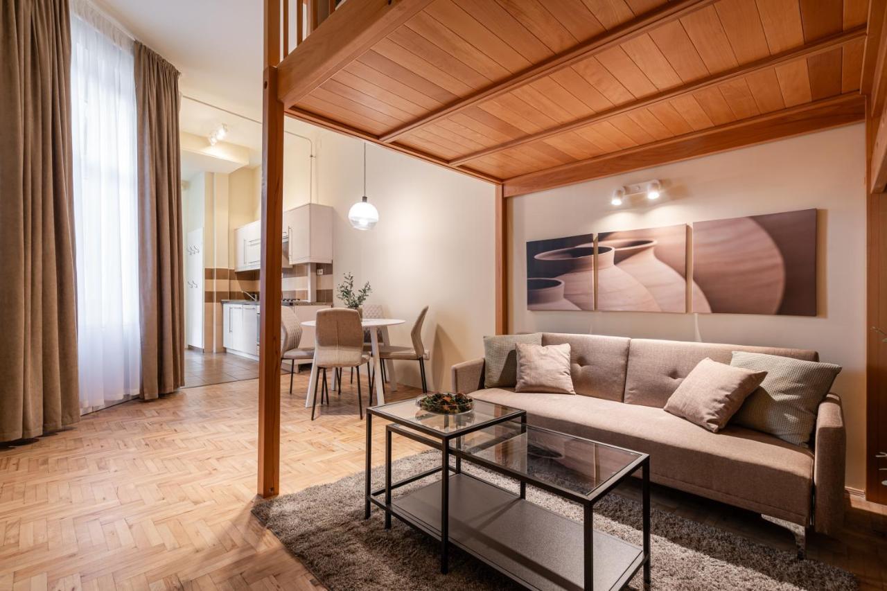 K7 - Boutique Apartments, Best Location. By Bqa Budapest Luaran gambar