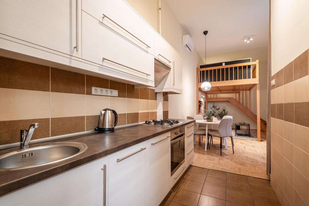 K7 - Boutique Apartments, Best Location. By Bqa Budapest Luaran gambar